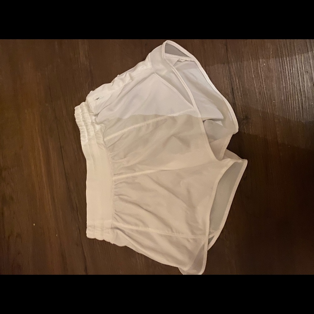 White lululemon shorts